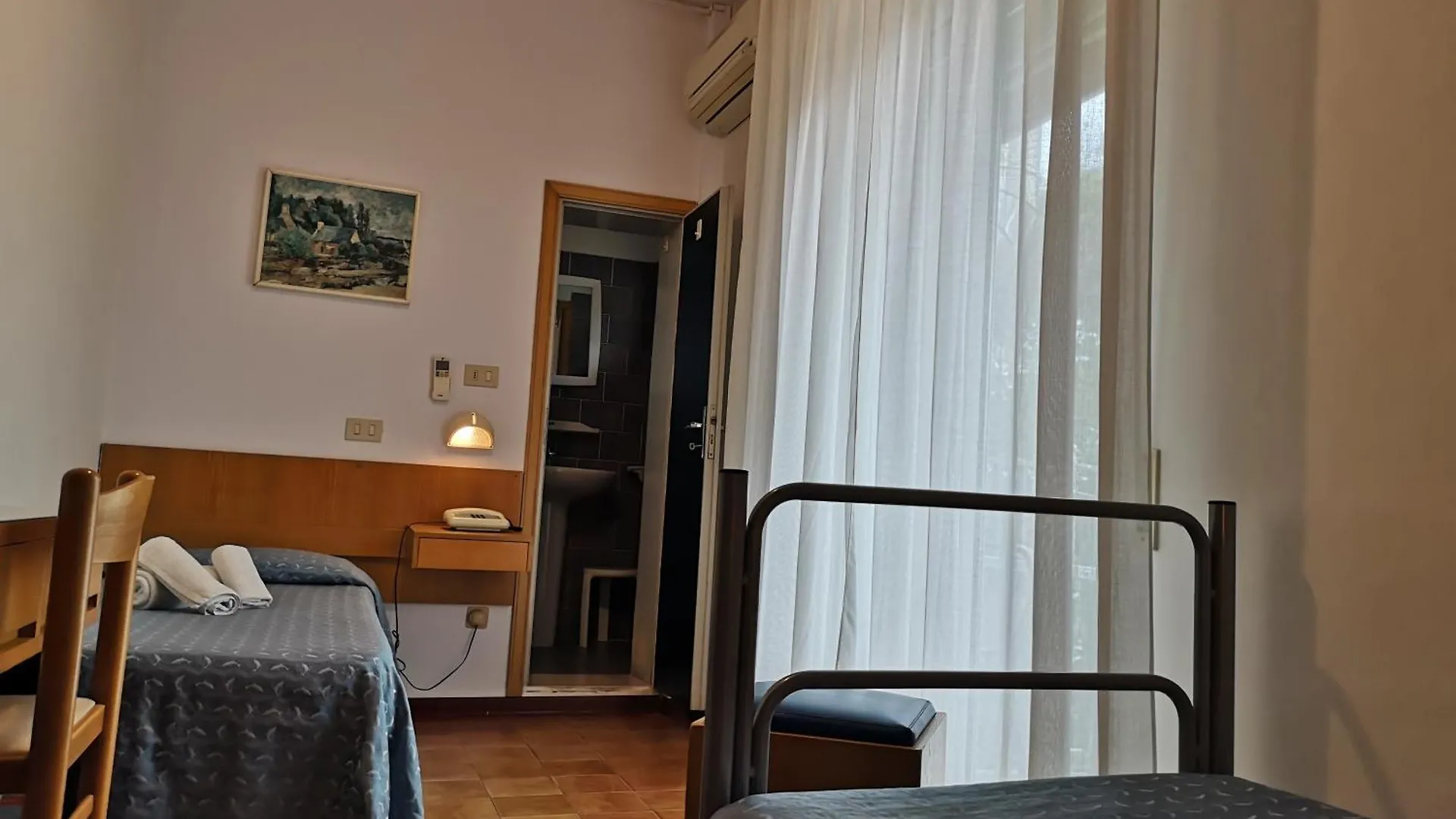 **  Hotel Nives 리치오네 이탈리아