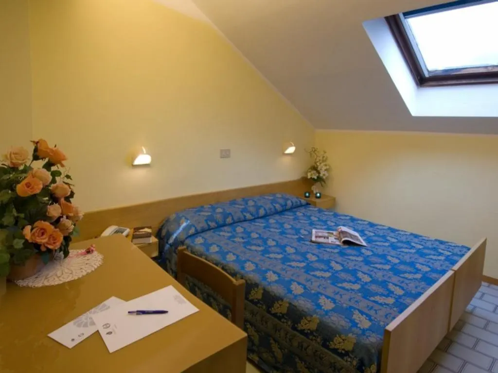 Hotel Nives 리치오네 이탈리아